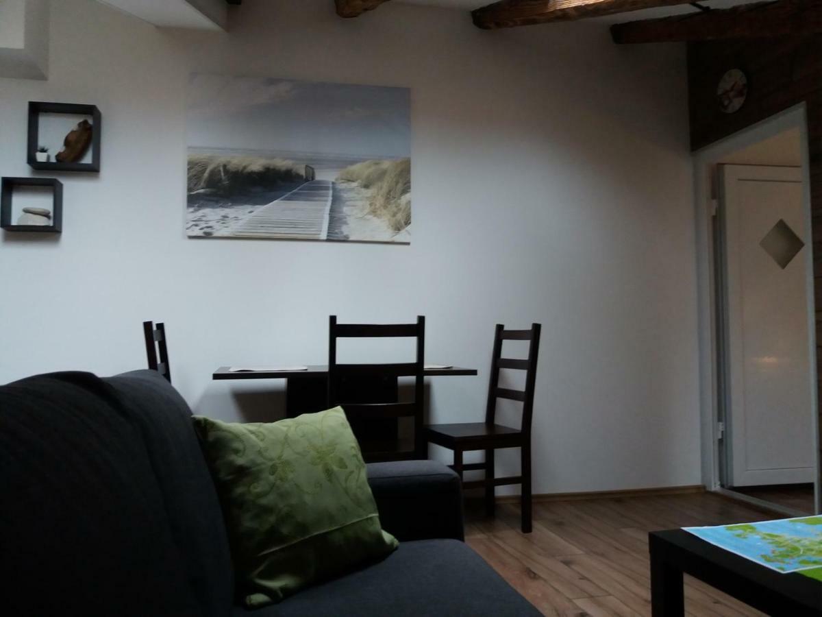 Lukadora Apartment พูลา ภายนอก รูปภาพ
