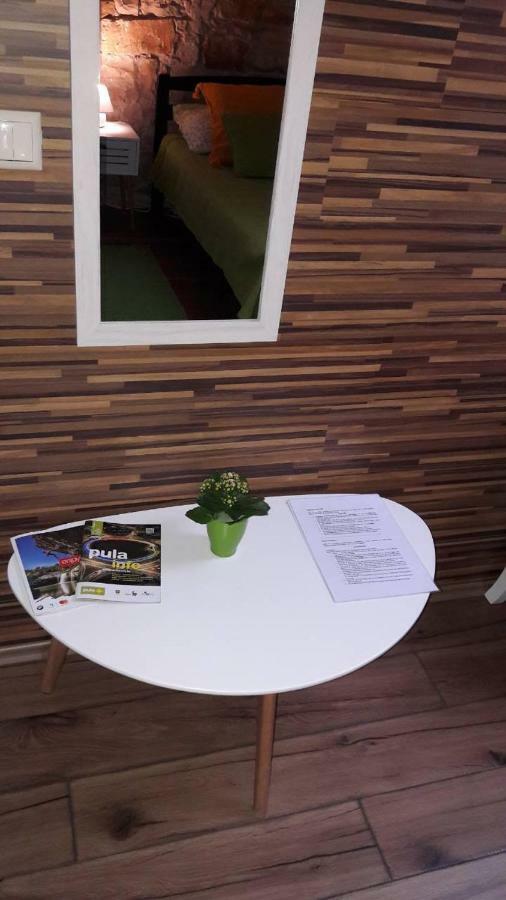 Lukadora Apartment พูลา ภายนอก รูปภาพ